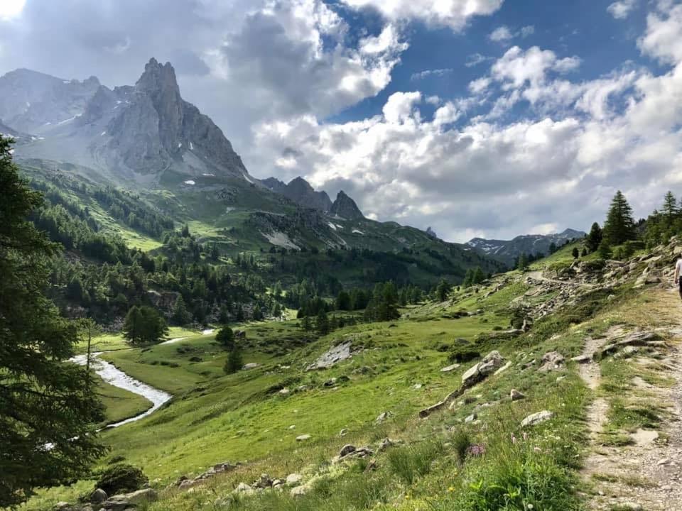 La Maita Bed & Breakfast Montgenevre Bagian luar foto